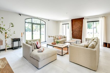 A Cozy Villa Retreat Near St Remy de Provence