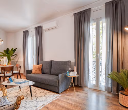 Carrer del Comte d'Urgell Serviced Apartments