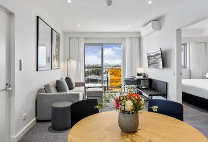 Great Eastern Highway Apartment