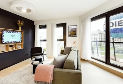Zimmerstraße Superior One Bedroom Apartment