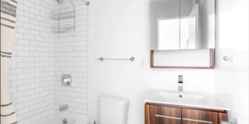 East 45th Street Apartment