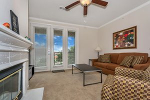 N. Washington Ave Apartment