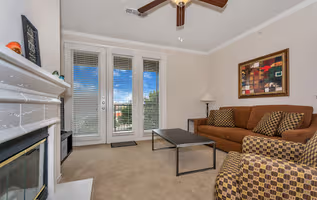 N. Washington Ave Apartment