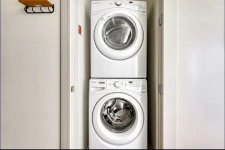 W 7th St Serviced Apartment