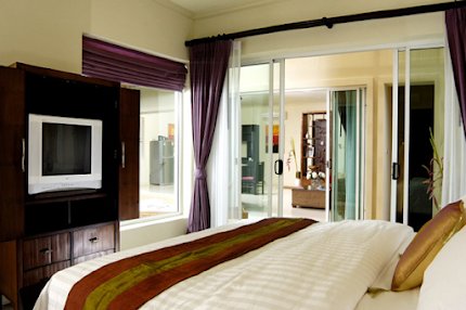 Opulent Pool Villa In Karon