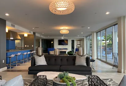 Maxella Ave Apartment