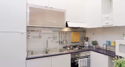 Cozy Oppio Serviced Apartment