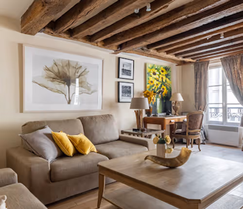 Parisian History Country Charm Rue des Rosiers