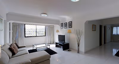 Spacious living room at North Bouna Vista Apartments, Bouna Vista