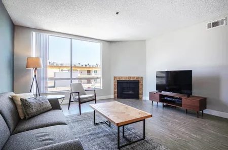 North Wilton Place Apartment