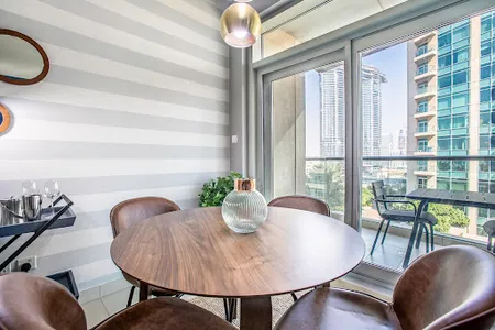 Generous 1 Bedroom Apartment in Downtown