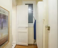 A MARAIS PIED-À-TERRE IN THE FASHION CAPITAL