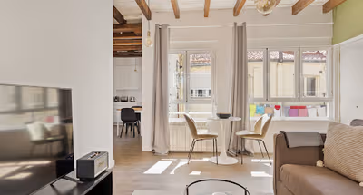 Juan Alvarez Mendizabal Apartment