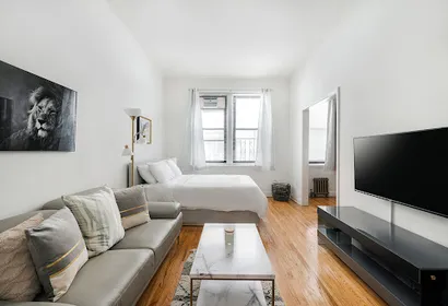 West 17th Street Apartment