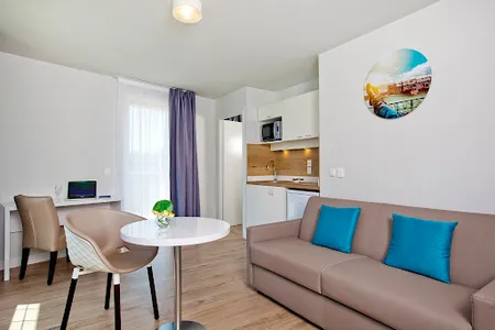 Residhome Paris Gare de Lyon ***