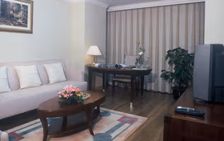 Dashijie Station Road Apartments