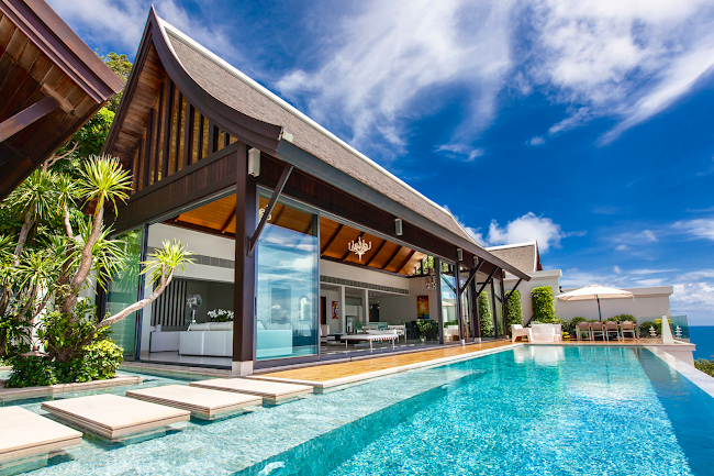 A Delicate and Beautiful Paradiso Villa in Phuket
