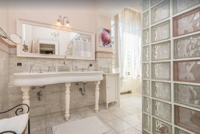 LAKE COMO HISTORIC LUXURY VILLA- 1200M2 OF PURE SPLEDOUR