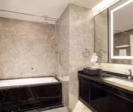 Bathroom at Somerset Yangtze River Chongqing