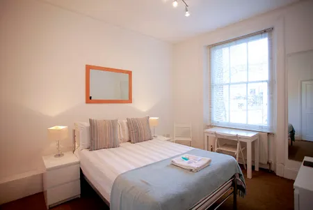 Studios near Kensington Gardens in Paddington