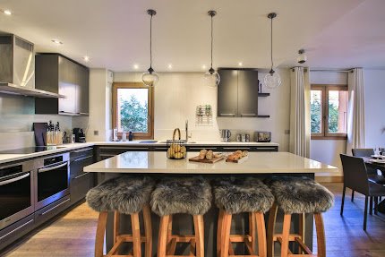 An Elevated Chalet With Serene Views of the Mont Blanc