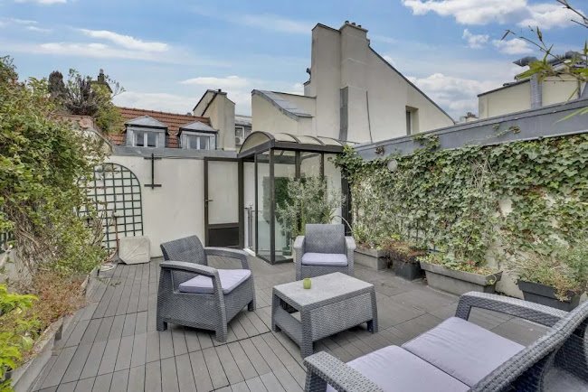 A 135M2 RARE SUPER LUXURY GEM NEAR PLACE VENDOME
