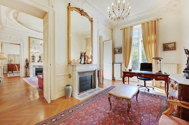 200M2 LUXURY IN AVENUE FRANKLIN D ROOSEVELT