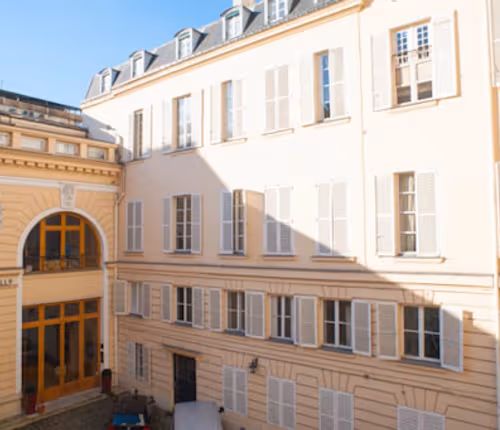 LEFT BANK STUDIO OVERLOOKING THE SEINE