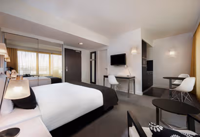 Spandauer Brucke Studio Premier Apartment