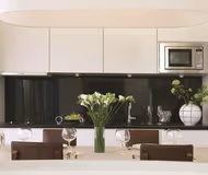 Queens Road Apartments, Central