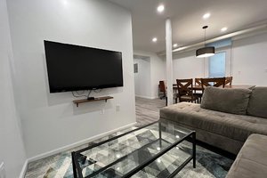 Wadsworth Avenue Serviced Apartment