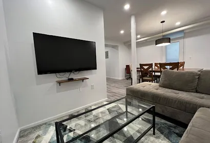 Wadsworth Avenue Serviced Apartment