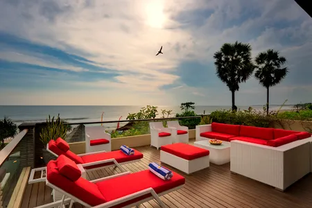 A Luxury Villa on Batubelig Beach