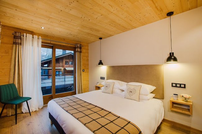 The Perfect Ski Retreat in the Heart of Town