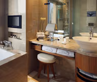 Jinling East Road Serviced Apartments