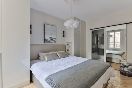 100SQM TUILERIES UBER LUXURY RUE SAINT HONORE