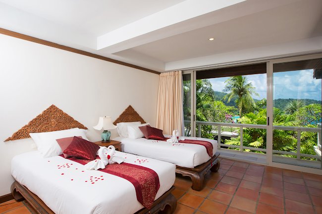 Delightful Villa Near Kata Beach