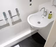 Central, Spacious Apartment Close to University