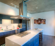 W Portland St Apartment