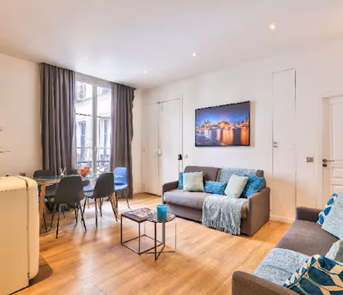 Champs-Elysees Serviced Apartment