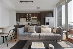 Brazos St Serviced Apartment