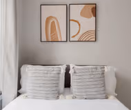 E 35th Street Serviced Apartment