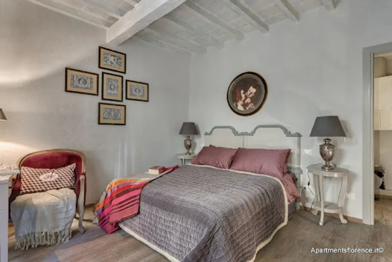 A SIGNATURE LUXURY IN PIAZZA DELLA SIGNORIA