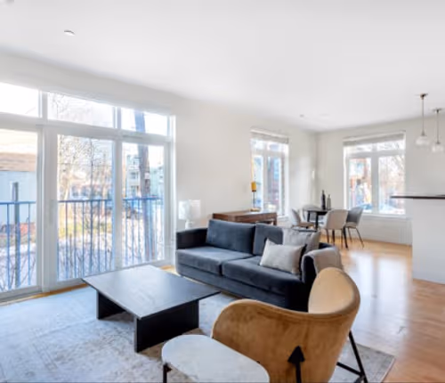 Cameron Ave Apartment