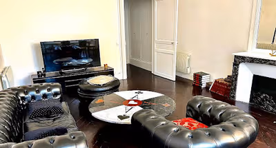 100m2 vintage rue Sevres Apartment, views with high ceilings-St Germain