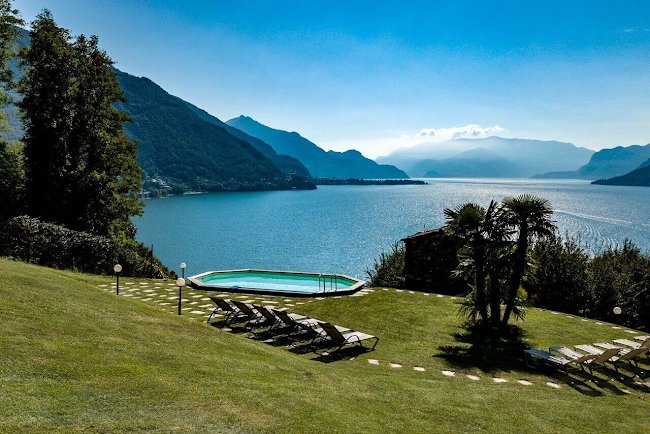 750m2 front lake Dream luxury Villa with unforgettable lake and mountain view