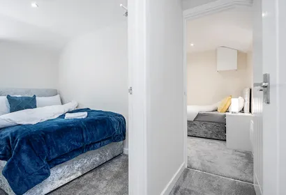 Bedford Hospital Victoria Maisonette by Homely Spaces