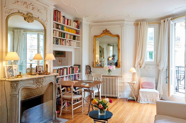 120SQM PARISIAN CHARM ON BOULEVARD RASPAIL