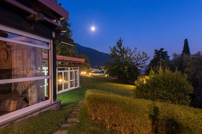 750m2 front lake Dream luxury Villa with unforgettable lake and mountain view
