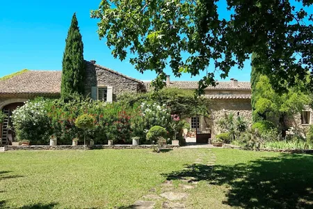 A Warm Family Home With Views of the Luberon